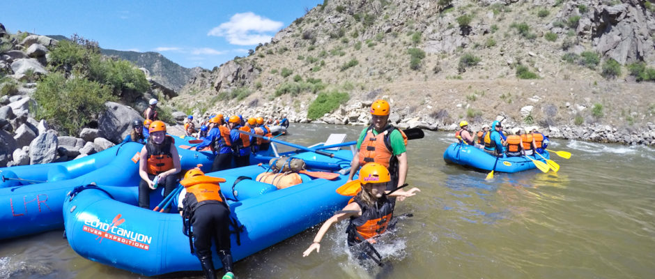 water flows on the Arkansas River